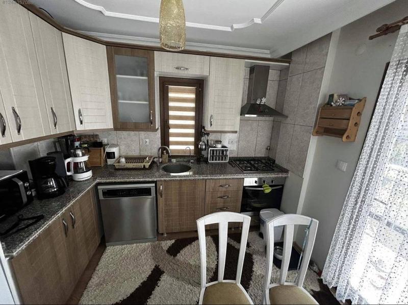 İlan Görseli https://cdn.ilanlar.com/images/l1/l2/{width}/{height}/30005335_1762641654047751817.jpg