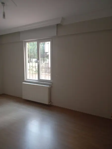 İlan Görseli https://cdn.ilanlar.com/images/l1/l2/{width}/{height}/30005351_1762696451463618925.jpg