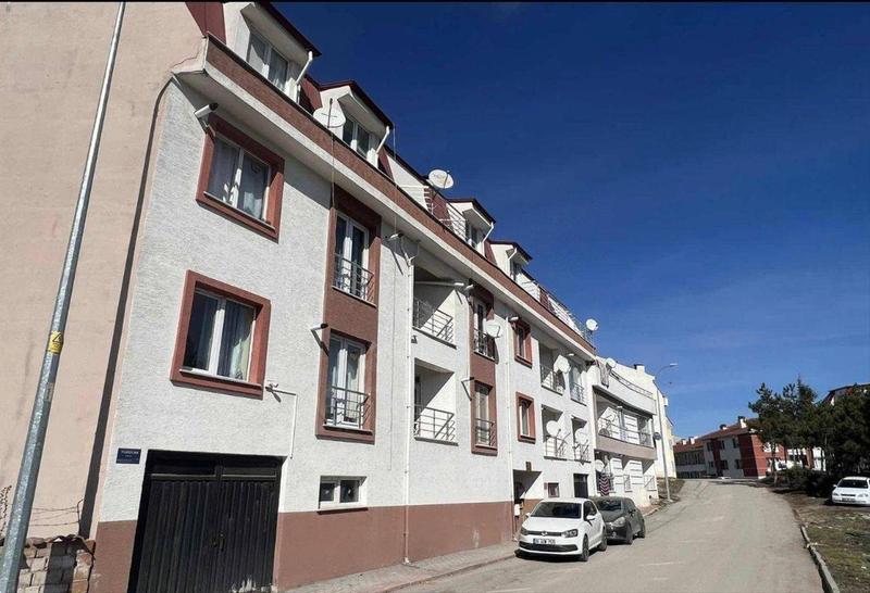 İlan Görseli https://cdn.ilanlar.com/images/l1/l2/{width}/{height}/30005377_1762796546134257062.jpg