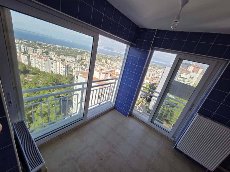 İlan Görseli https://cdn.ilanlar.com/images/l1/l2/{width}/{height}/30005399_1762879881519722405.jpg