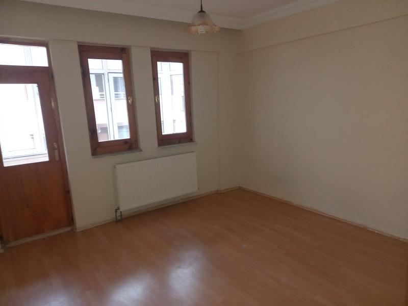 İlan Görseli https://cdn.ilanlar.com/images/l1/l2/{width}/{height}/30005404_1762884262810292900.jpg