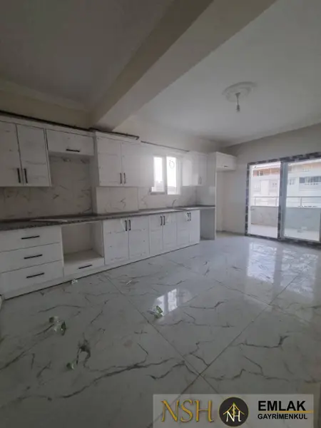 İlan Görseli https://cdn.ilanlar.com/images/l1/l2/{width}/{height}/30005427_1762968961720691113.jpg