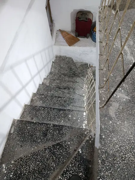 İlan Görseli https://cdn.ilanlar.com/images/l1/l2/{width}/{height}/30005461_1763139733290766516.jpg