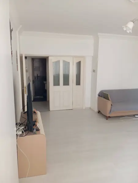 İlan Görseli https://cdn.ilanlar.com/images/l1/l2/{width}/{height}/30005482_1763229708839801238.jpg