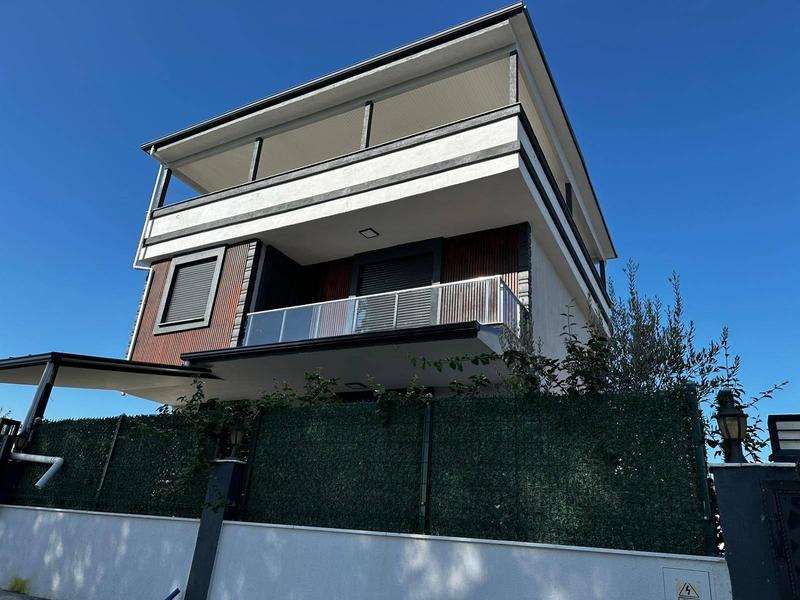 İlan Görseli https://cdn.ilanlar.com/images/l1/l2/{width}/{height}/30005499_1763281324829372328.jpg