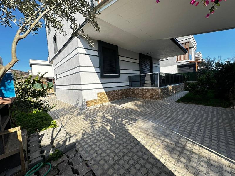 İlan Görseli https://cdn.ilanlar.com/images/l1/l2/{width}/{height}/30005499_1763281326360683853.jpg