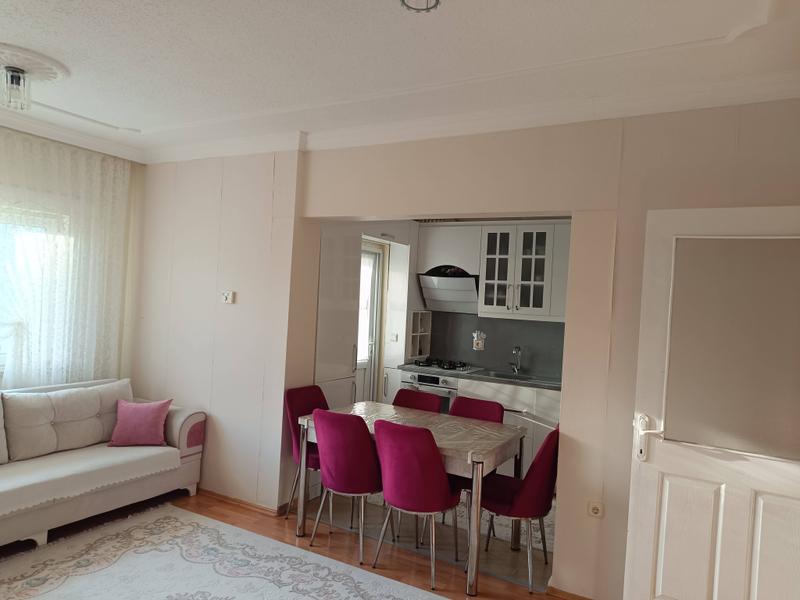 İlan Görseli https://cdn.ilanlar.com/images/l1/l2/{width}/{height}/30005500_1763284053839566189.jpg