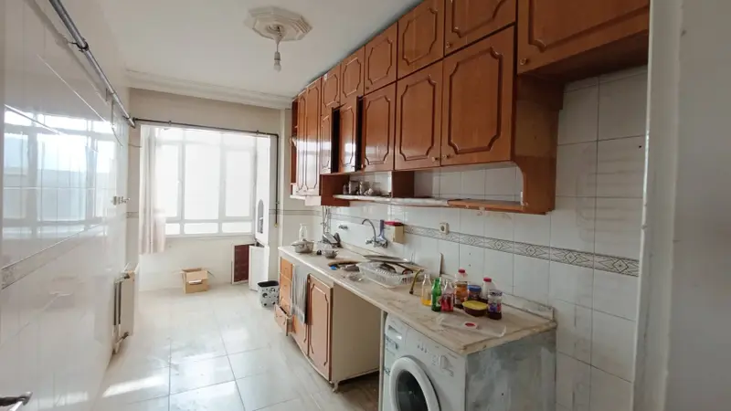 İlan Görseli https://cdn.ilanlar.com/images/l1/l2/{width}/{height}/30005522_1763373342402724899.jpg