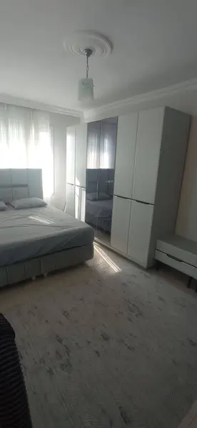 İlan Görseli https://cdn.ilanlar.com/images/l1/l2/{width}/{height}/30005533_1763399158350707608.jpg