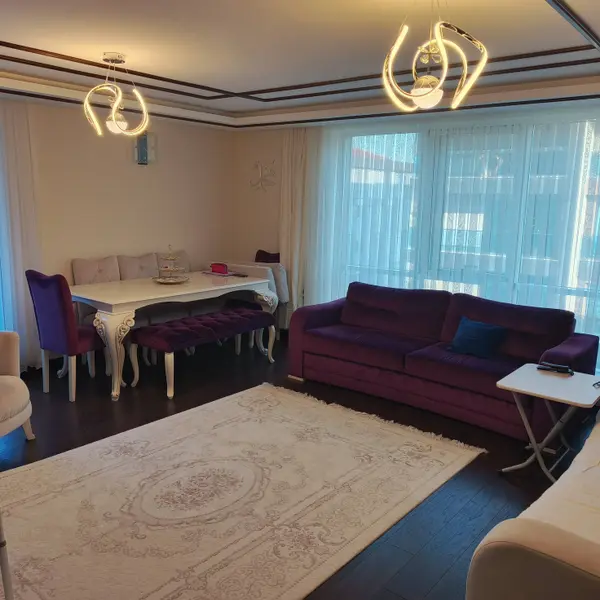 İlan Görseli https://cdn.ilanlar.com/images/l1/l2/{width}/{height}/30005557_1763474021340046092.jpg