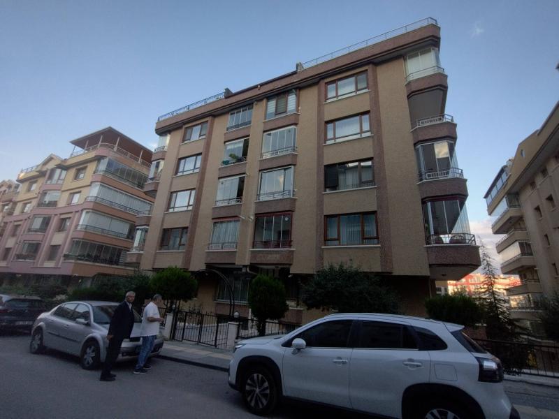 İlan Görseli https://cdn.ilanlar.com/images/l1/l2/{width}/{height}/30005587_1763555055876562240.jpg