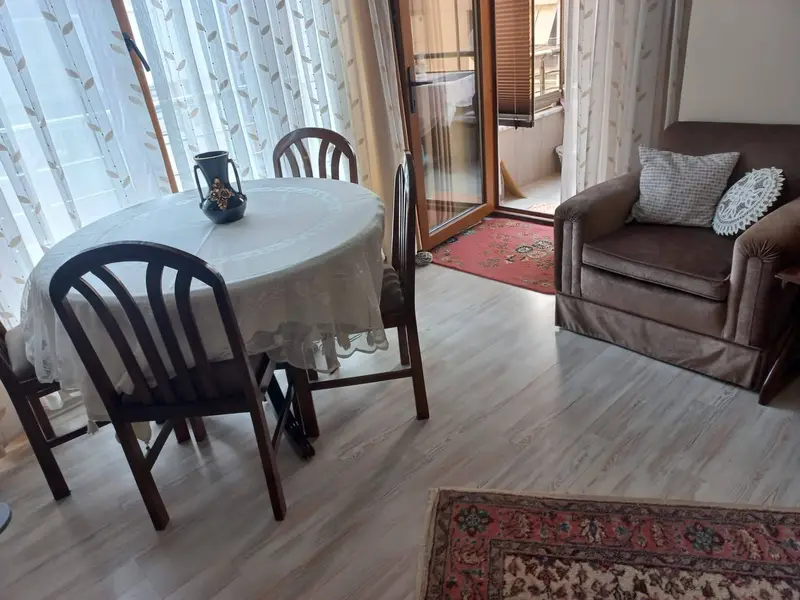 İlan Görseli https://cdn.ilanlar.com/images/l1/l2/{width}/{height}/30005647_1763659874993082068.jpg