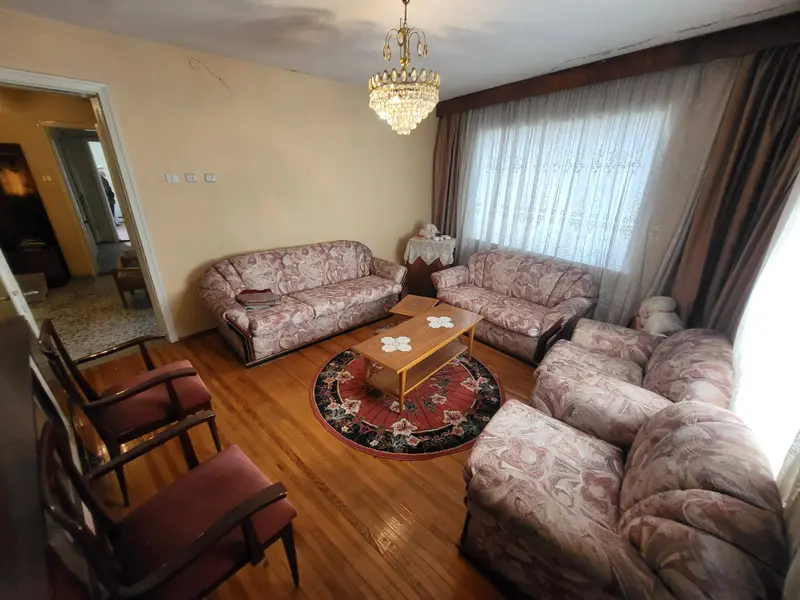 İlan Görseli https://cdn.ilanlar.com/images/l1/l2/{width}/{height}/30005654_1763664075779154507.jpg