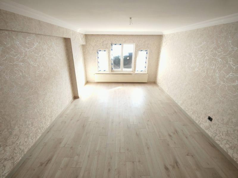 İlan Görseli https://cdn.ilanlar.com/images/l1/l2/{width}/{height}/30005770_1763972225882377668.jpg