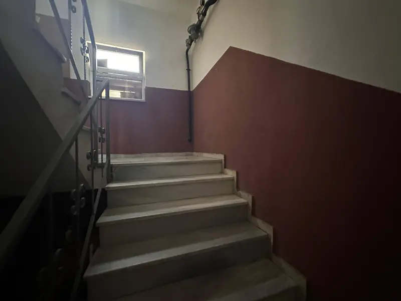 İlan Görseli https://cdn.ilanlar.com/images/l1/l2/{width}/{height}/30005775_1763976519231814920.jpg