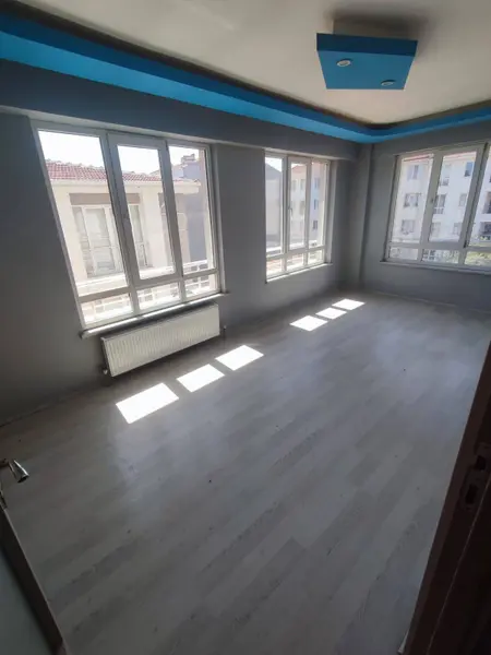 İlan Görseli https://cdn.ilanlar.com/images/l1/l2/{width}/{height}/30005802_1764009029044990490.jpg