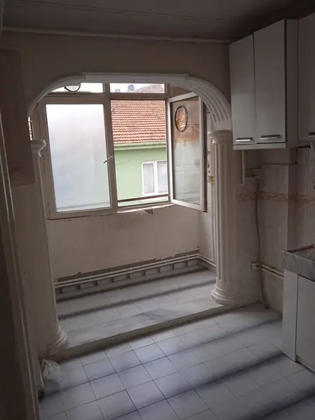 İlan Görseli https://cdn.ilanlar.com/images/l1/l2/{width}/{height}/30005901_1764304213043939382.jpg