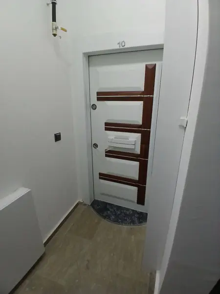 İlan Görseli https://cdn.ilanlar.com/images/l1/l2/{width}/{height}/30005938_1764419688067834945.jpg