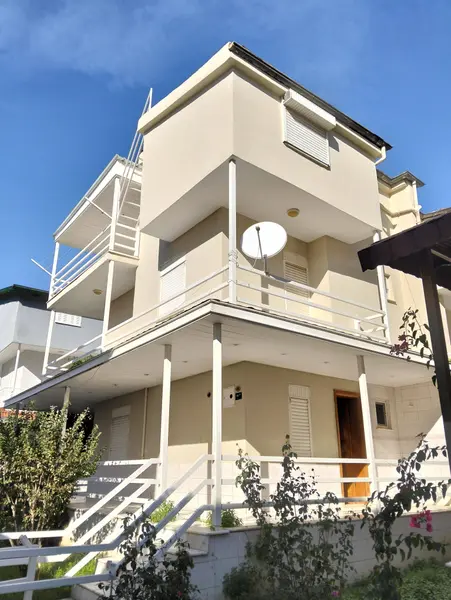 İlan Görseli https://cdn.ilanlar.com/images/l1/l2/{width}/{height}/30006034_1764669016998107834.jpg