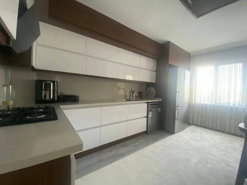 İlan Görseli https://cdn.ilanlar.com/images/l1/l2/{width}/{height}/30006089_1764842235559460618.jpg