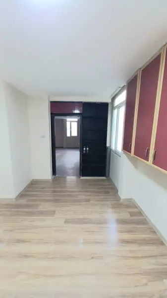 İlan Görseli https://cdn.ilanlar.com/images/l1/l2/{width}/{height}/30006095_1764844982700932174.jpg