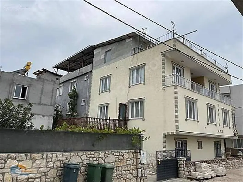 İlan Görseli https://cdn.ilanlar.com/images/l1/l2/{width}/{height}/30006102_1764852956358136047.jpg