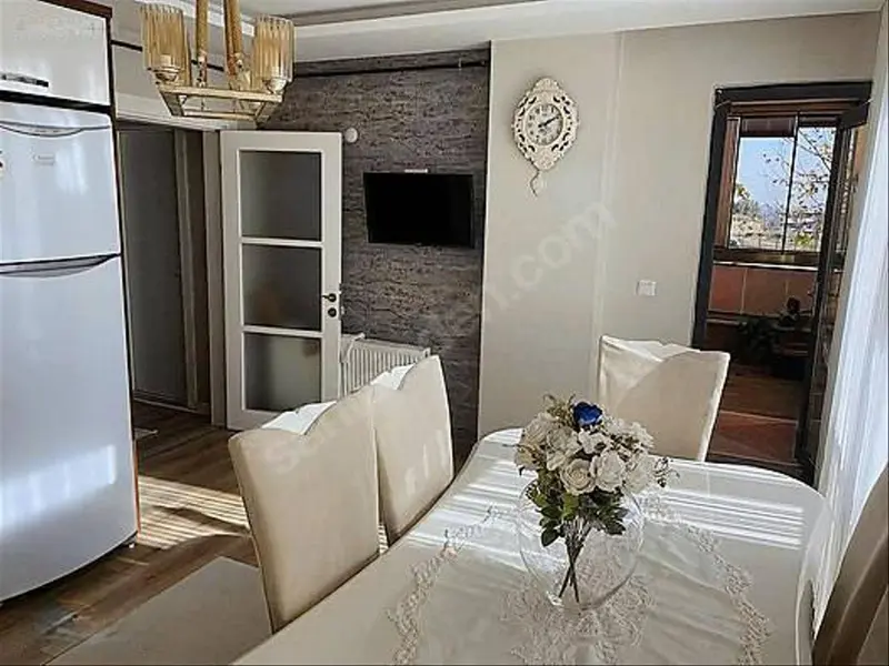 İlan Görseli https://cdn.ilanlar.com/images/l1/l2/{width}/{height}/30006104_1764853824967856650.jpg