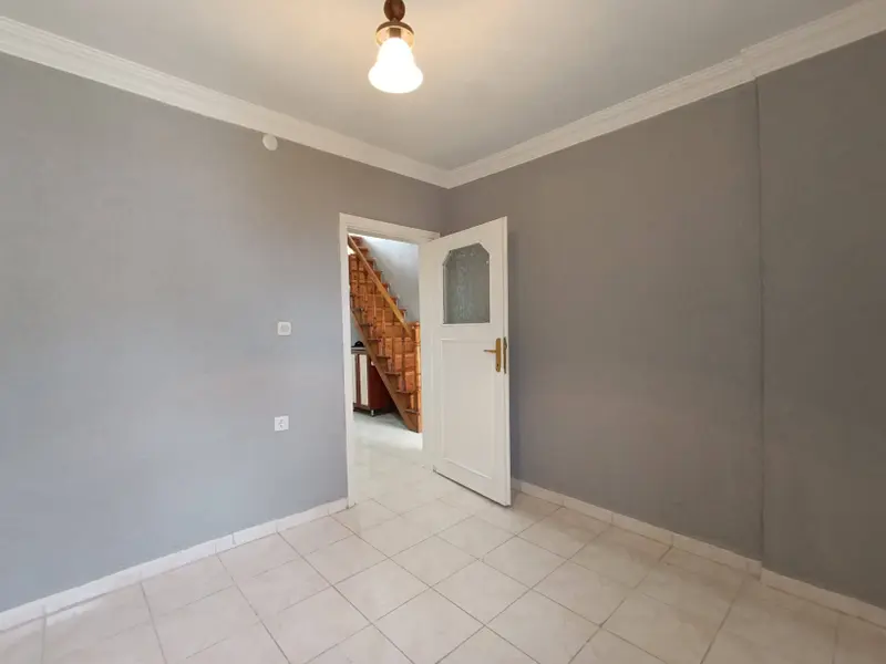 İlan Görseli https://cdn.ilanlar.com/images/l1/l2/{width}/{height}/30006147_1764919278068837331.jpg