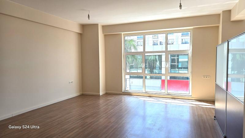 İlan Görseli https://cdn.ilanlar.com/images/l1/l2/{width}/{height}/30006253_1765126288865556436.jpg