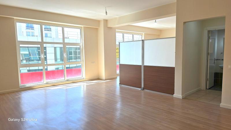 İlan Görseli https://cdn.ilanlar.com/images/l1/l2/{width}/{height}/30006253_1765126294402430337.jpg