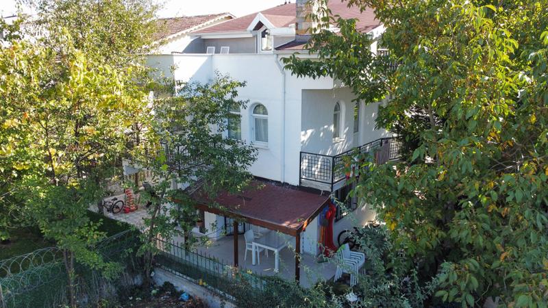 İlan Görseli https://cdn.ilanlar.com/images/l1/l2/{width}/{height}/30006296_1765205408052093568.jpg