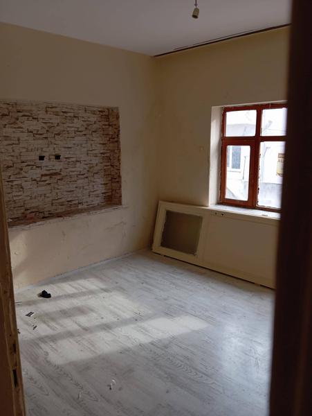 İlan Görseli https://cdn.ilanlar.com/images/l1/l2/{width}/{height}/30006393_1765437428923086351.jpg