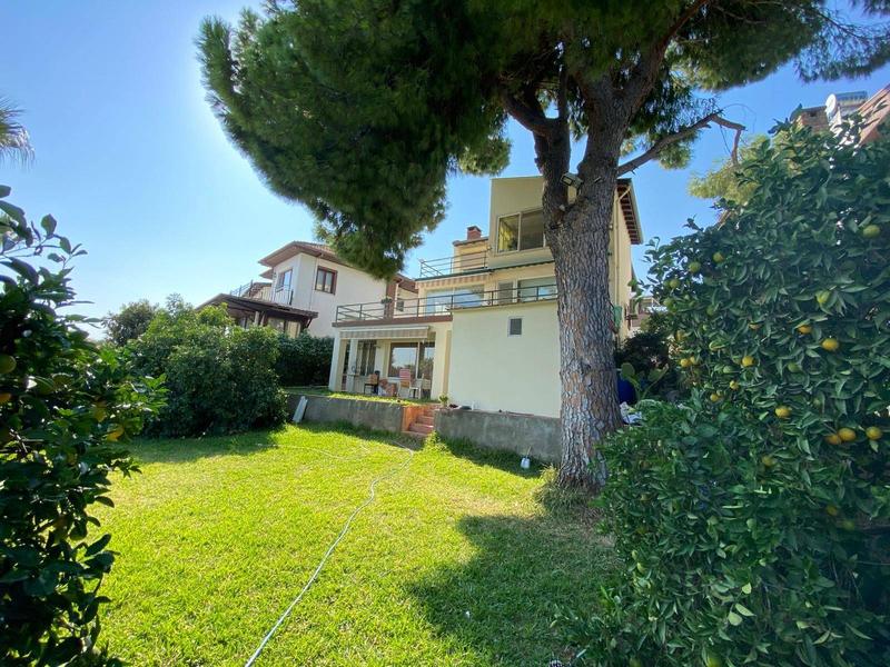 İlan Görseli https://cdn.ilanlar.com/images/l1/l2/{width}/{height}/30006524_1765828367577043857.jpg