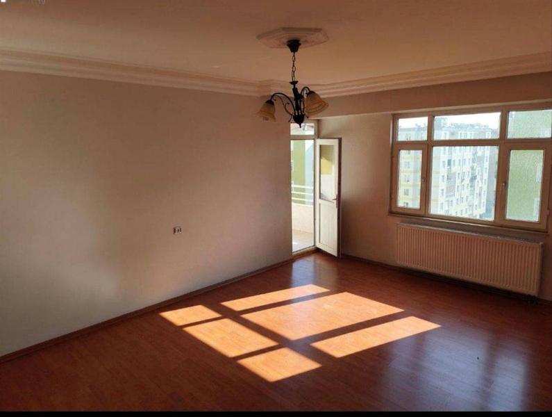 İlan Görseli https://cdn.ilanlar.com/images/l1/l2/{width}/{height}/30006528_1765833027020740855.jpg