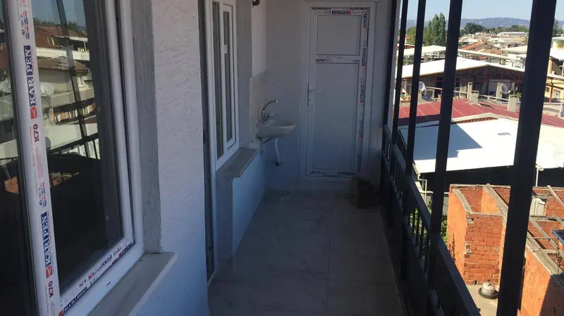 İlan Görseli https://cdn.ilanlar.com/images/l1/l2/{width}/{height}/30006536_1765872902478417691.jpg