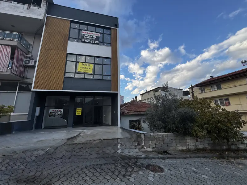 İlan Görseli https://cdn.ilanlar.com/images/l1/l2/{width}/{height}/30006555_1765902872556727416.jpg