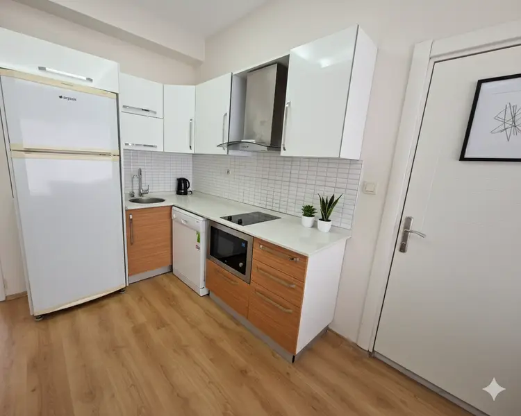 İlan Görseli https://cdn.ilanlar.com/images/l1/l2/{width}/{height}/30006598_1766055180448019677.png