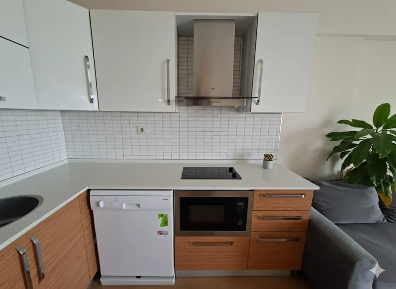 İlan Görseli https://cdn.ilanlar.com/images/l1/l2/{width}/{height}/30006612_1766059704729030073.png