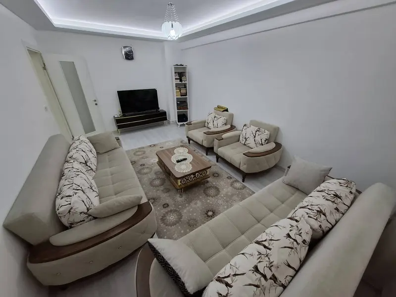 İlan Görseli https://cdn.ilanlar.com/images/l1/l2/{width}/{height}/30006613_1766059548481684795.jpg