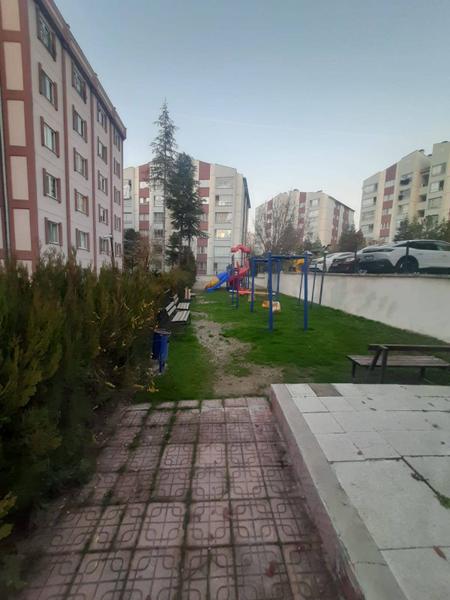 İlan Görseli https://cdn.ilanlar.com/images/l1/l2/{width}/{height}/30006685_1766245262860942632.jpg