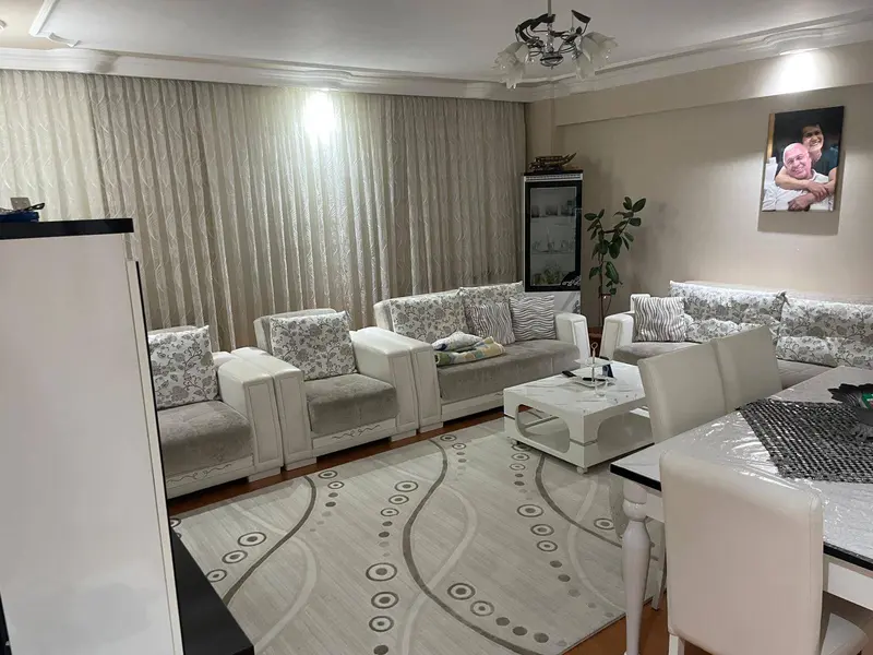 İlan Görseli https://cdn.ilanlar.com/images/l1/l2/{width}/{height}/30006961_1767089919992933464.jpg