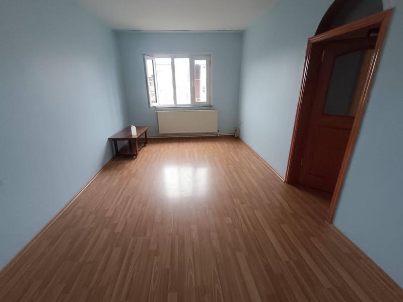 İlan Görseli https://cdn.ilanlar.com/images/l1/l2/{width}/{height}/30007080_1767367176052006742.jpg