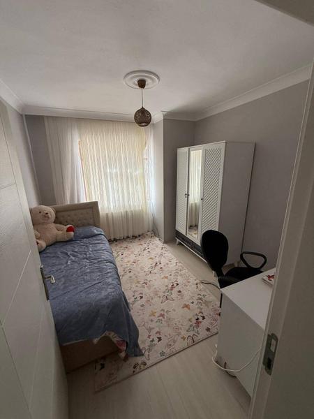 İlan Görseli https://cdn.ilanlar.com/images/l1/l2/{width}/{height}/30007102_1767449237398099312.jpg