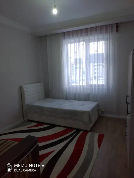 İlan Görseli https://cdn.ilanlar.com/images/l1/l2/{width}/{height}/30007130_1767550518935030083.jpg
