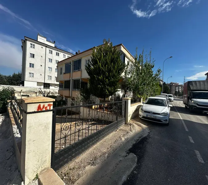 İlan Görseli https://cdn.ilanlar.com/images/l1/l2/{width}/{height}/30007163_1767615629699113254.jpg