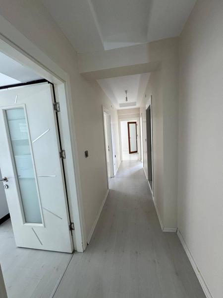 İlan Görseli https://cdn.ilanlar.com/images/l1/l2/{width}/{height}/30007204_1767700285923901397.jpg