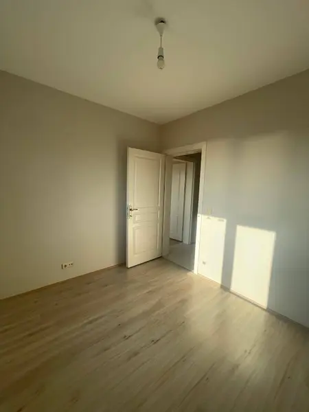 İlan Görseli https://cdn.ilanlar.com/images/l1/l2/{width}/{height}/30007213_1767716584305345233.jpg