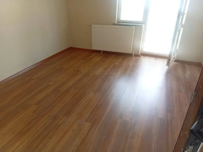 İlan Görseli https://cdn.ilanlar.com/images/l1/l2/{width}/{height}/30007214_1767719276558185070.jpg