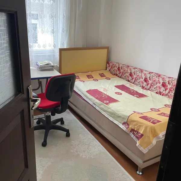 İlan Görseli https://cdn.ilanlar.com/images/l1/l2/{width}/{height}/30007224_1767729890601858693.jpg