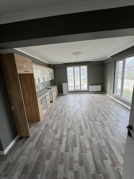 İlan Görseli https://cdn.ilanlar.com/images/l1/l2/{width}/{height}/30007225_1767902714920556157.jpg